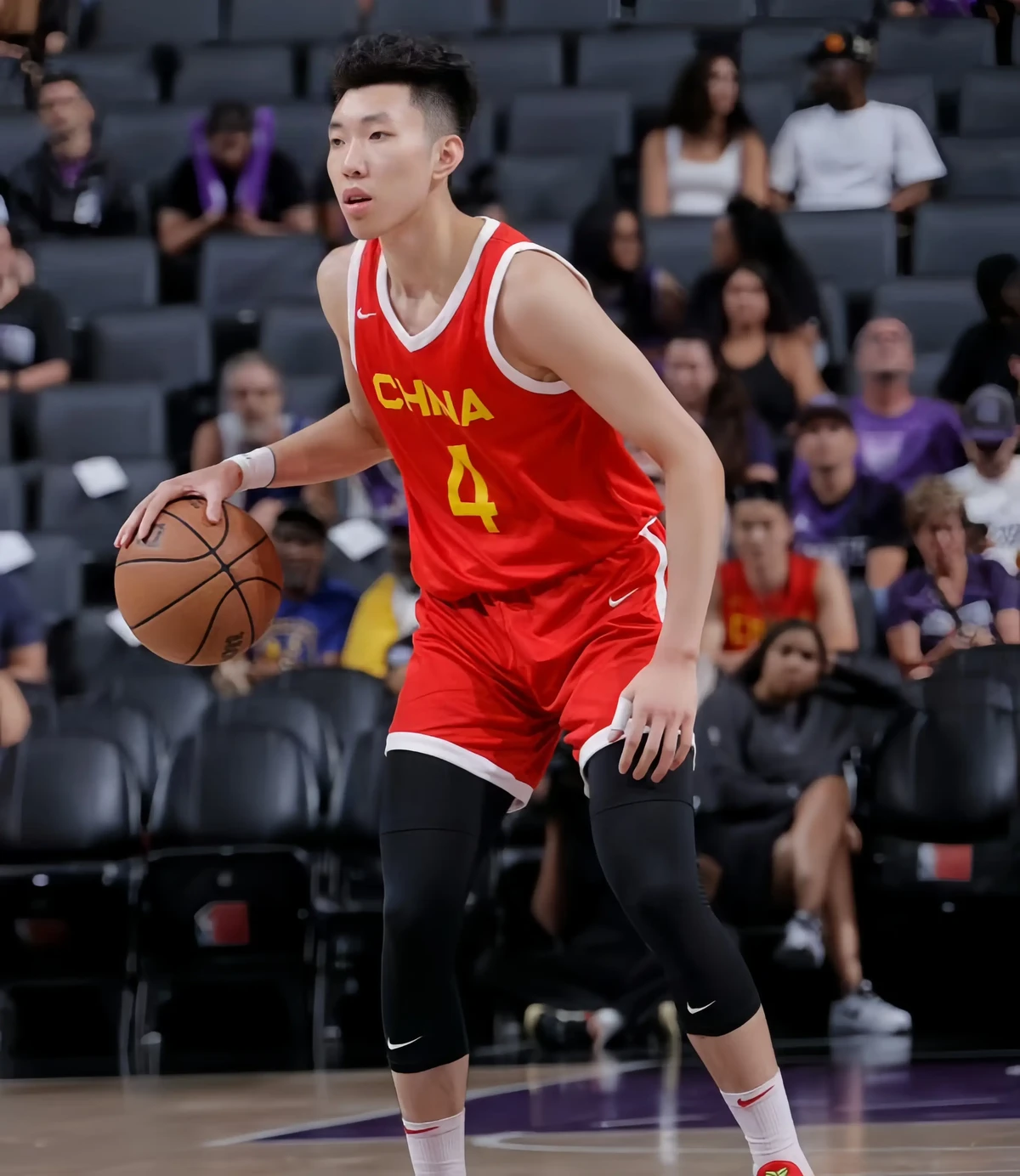 刻苦训练篮球时如何避免受伤的建议_0